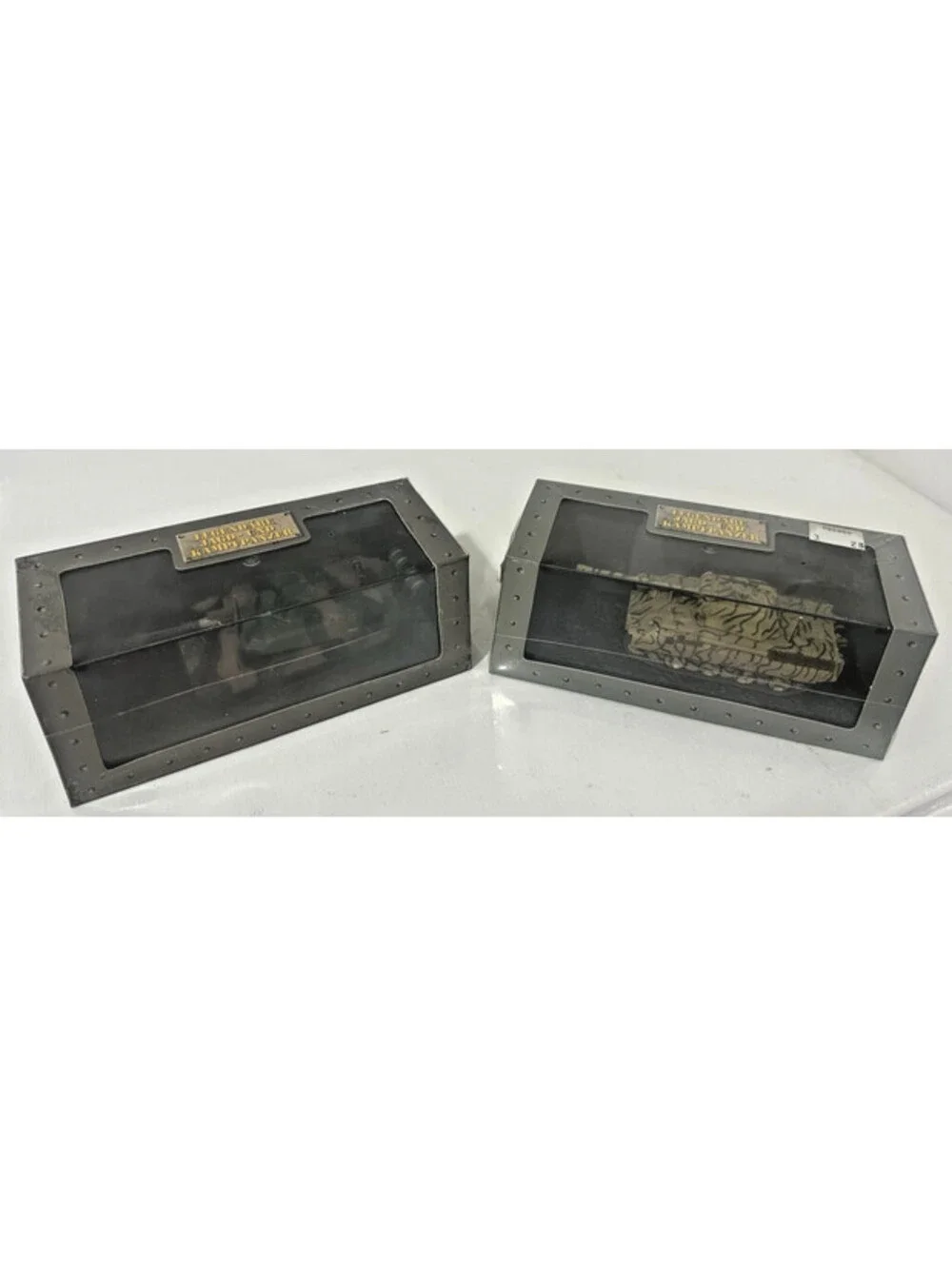 Lot of 2 Editions Atlas 1:72 Diecast Tanks Panther Ausf A & Renault Leclerc MIB